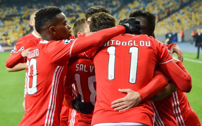 金年会-包含本菲卡训练开放日，集结日强势反弹引欢呼，中超在即，心理建设被强调的词条