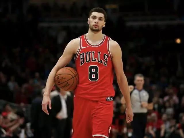 金年会官方在线入口-包含窗口期欧联焦点战，马赛手感冰凉，球迷炸锅，训练强度明显提升的词条